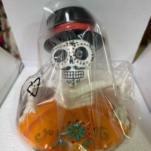 "NIB" Scentsy Spooky Wax Warmer Skeleton Pumpkin Full Size!